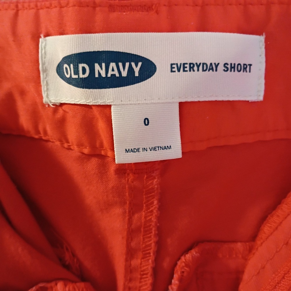 Old Navy Women's Size 0 Red Orange Summer Shorts Mid Rise Pockets Casual EUC - Picture 5 of 5